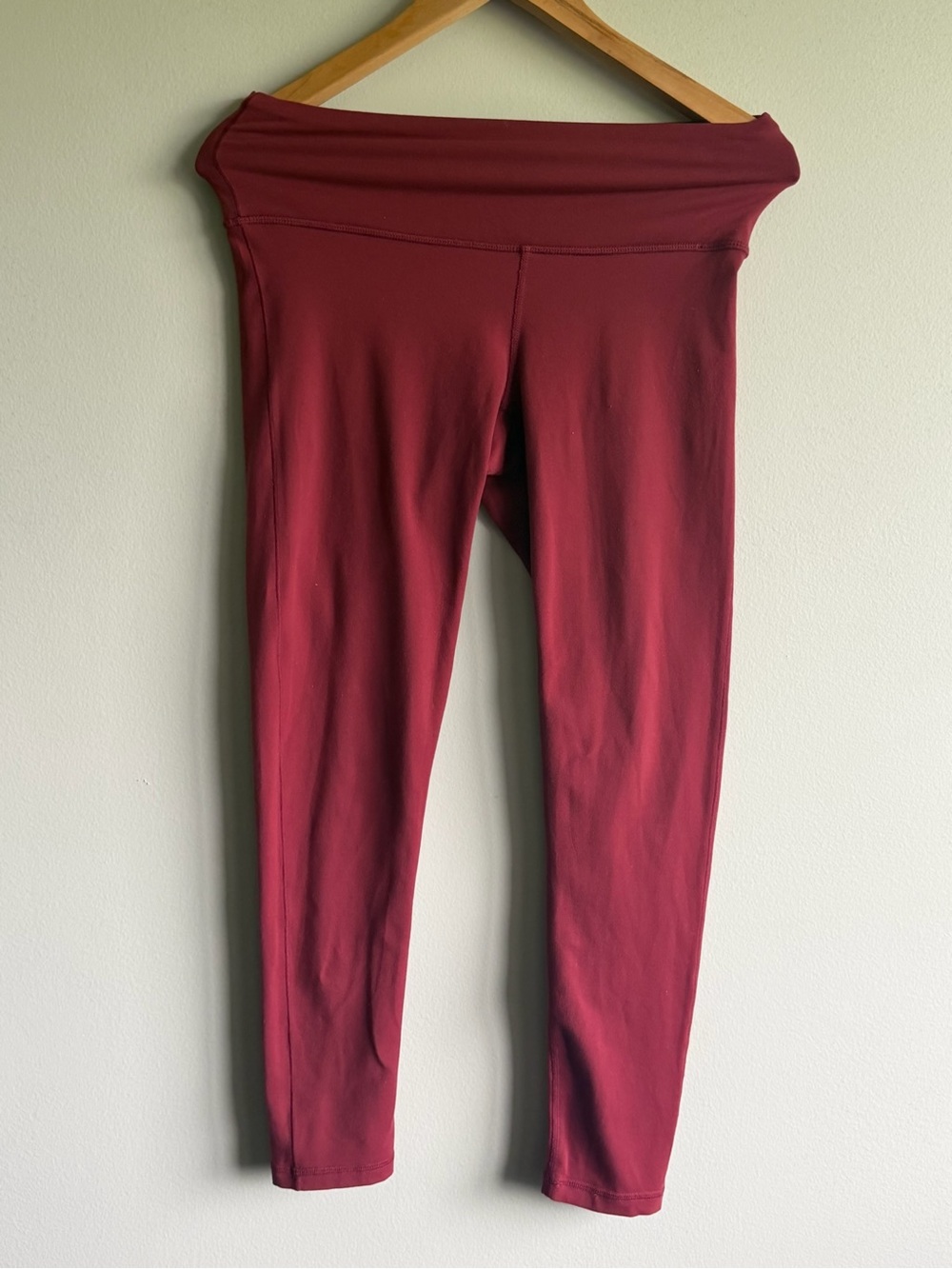 Prana Women’s High-Waist Burgundy Leggings